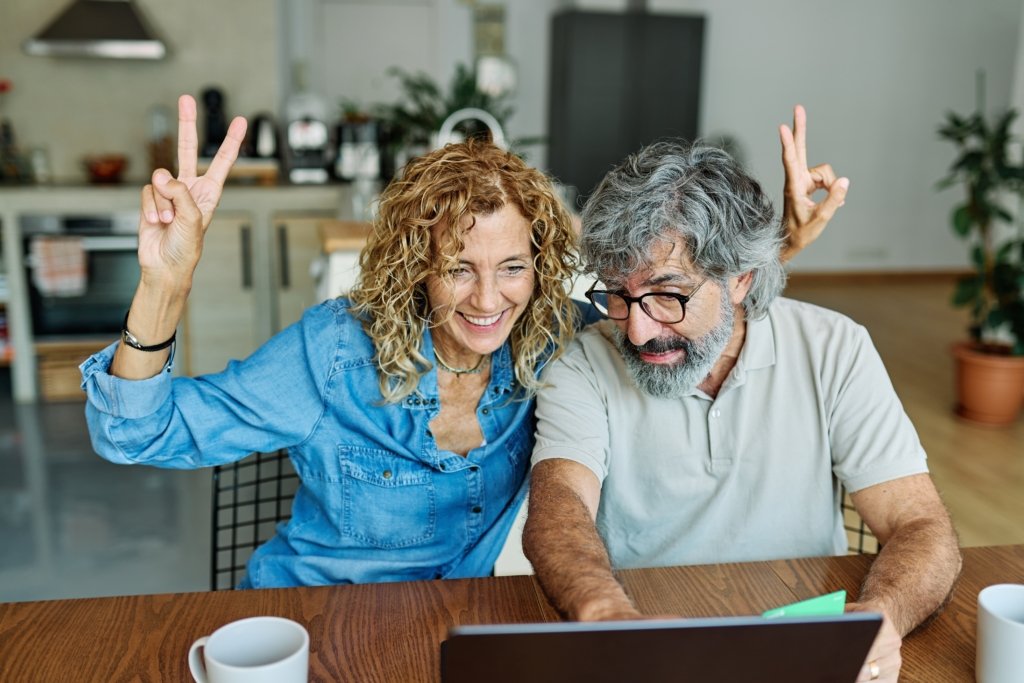 Happy couple travelling with travel agency, not timeshare